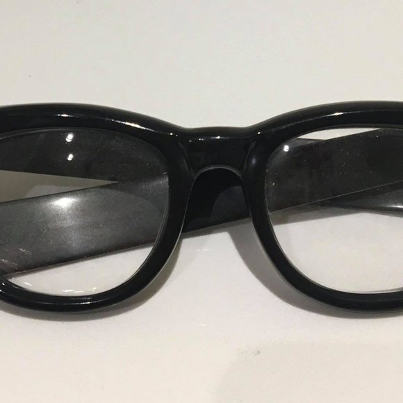 Vintage eyeglasses / frames in Black - Picture 1 of 12